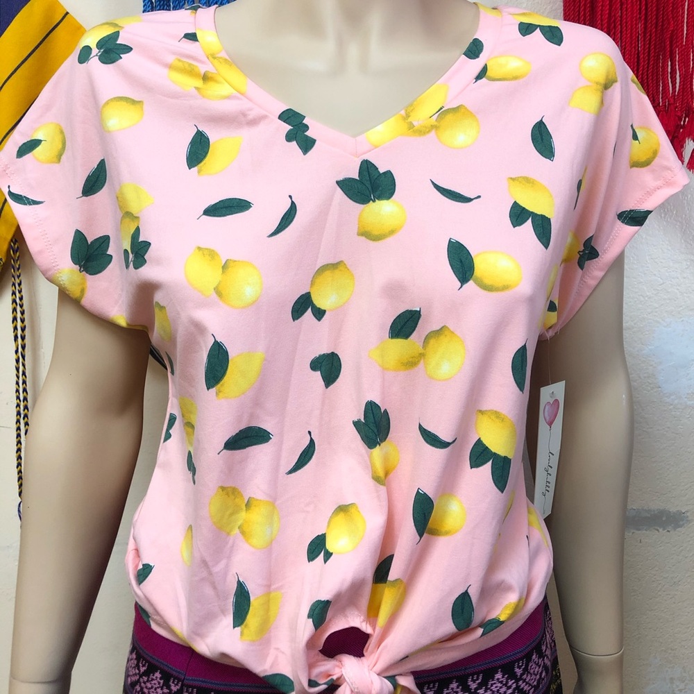 Lovely Bubbly peach/pink top
